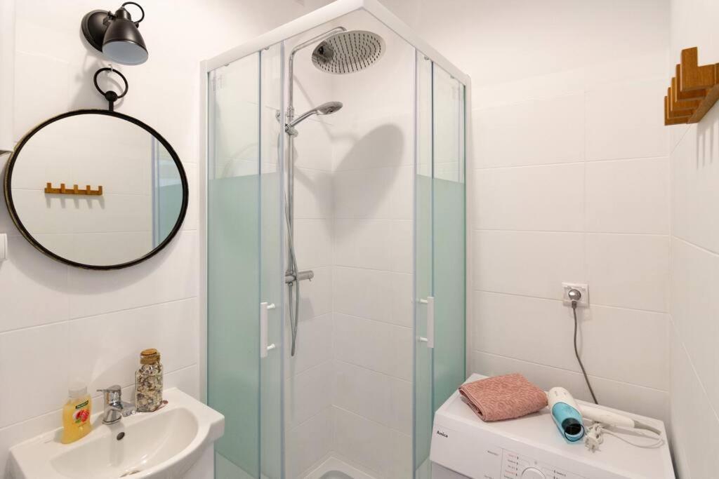 Royal Route Apartment Fully Equipped Krasków Εξωτερικό φωτογραφία