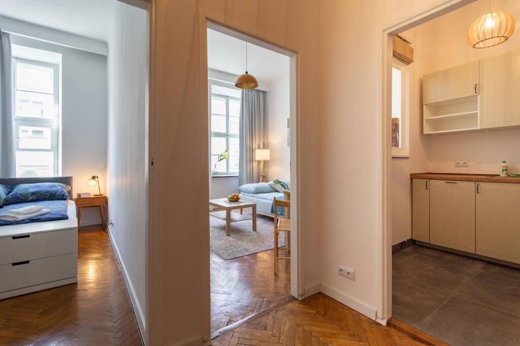 Royal Route Apartment Fully Equipped Krasków Εξωτερικό φωτογραφία